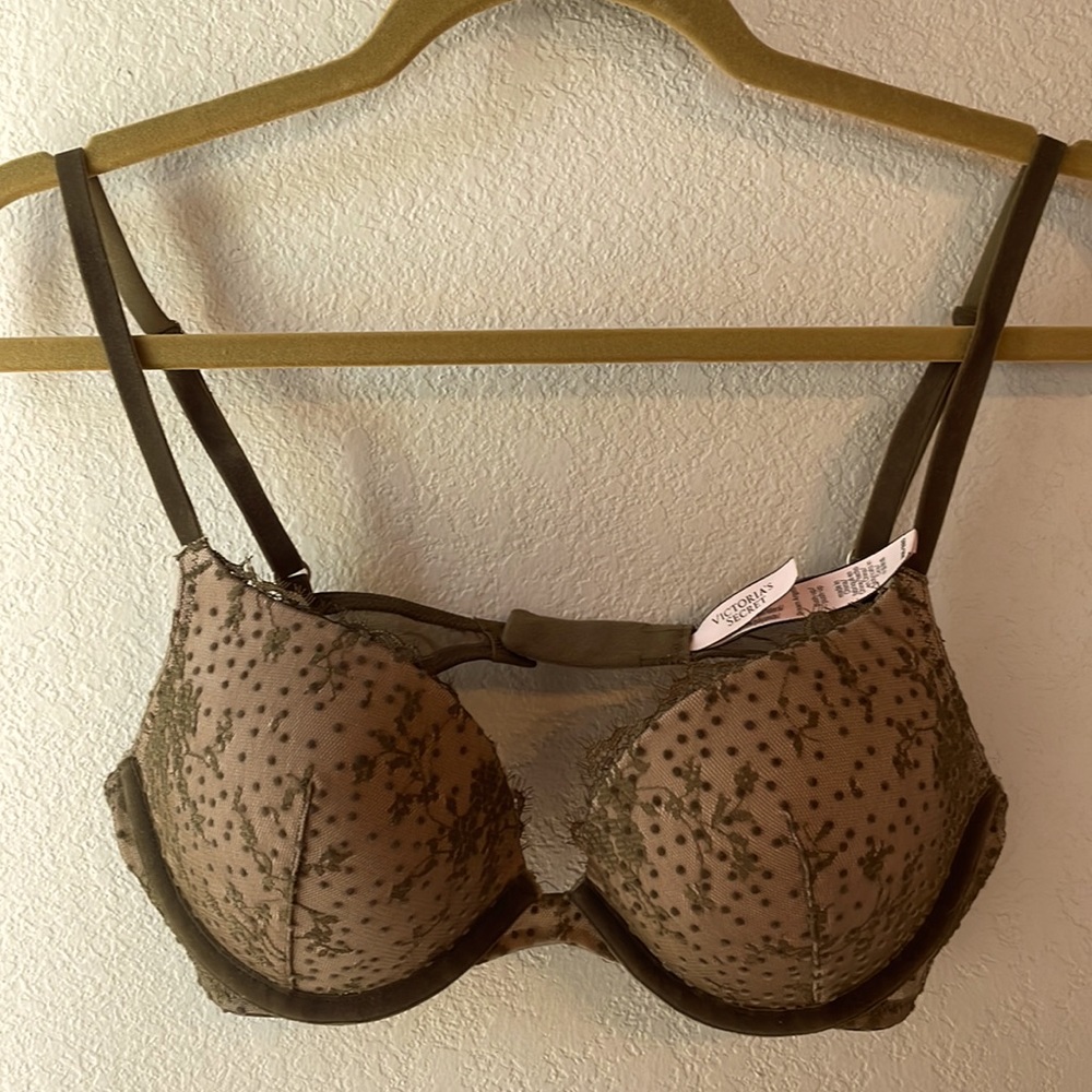 Victoria’s Secret Dream Angels Push-Up size 36B